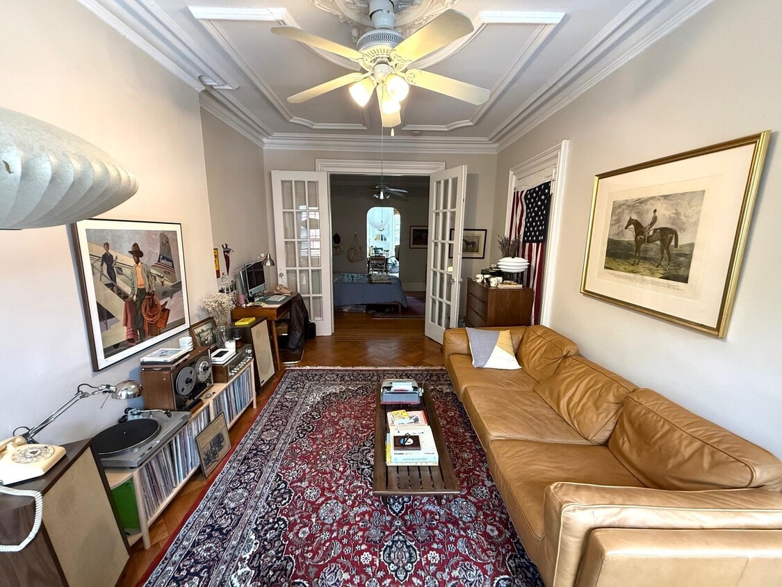Primary Photo - 808 Garden St