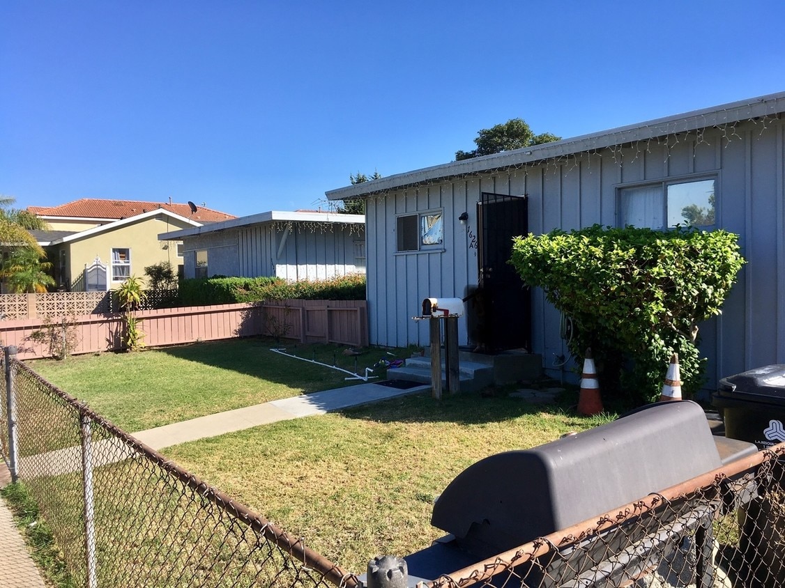 Primary Photo - 4 Plex - South Bay