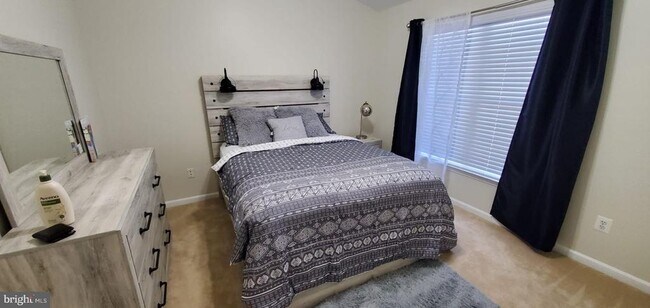 Foto del edificio - 42837 Sykes Terrace