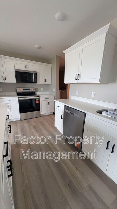 Foto del edificio - 3212 Scotch Ln