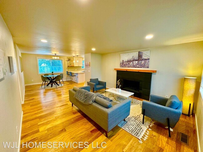 Building Photo - 3 br, 2 bath House - 2218 166th Place NE