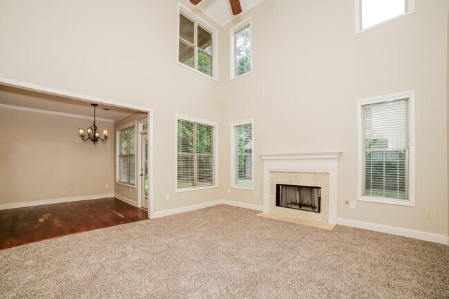 Building Photo - 42 Plum Blossom Ln