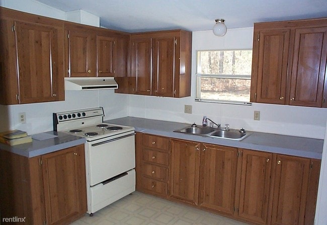 Building Photo - 3 br, 2 bath Mobile Home - 352 Pond Branch Rd