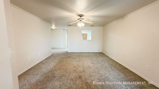 Building Photo - 5402 Kemper St