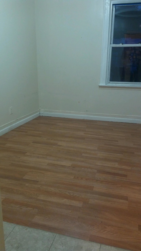 Foto principal - 206-10 Hillside Avenue