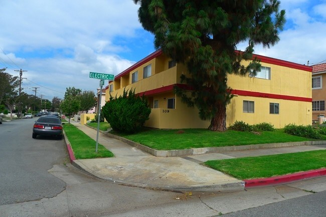 Building Photo - 109 S Electric Ave
