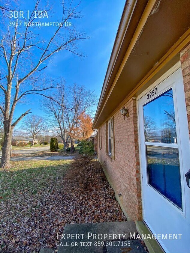 Primary Photo - 3957 Northampton Dr