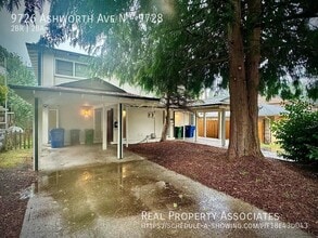 Building Photo - 9726 Ashworth Ave N