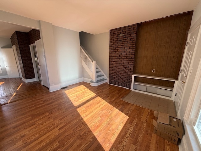 Building Photo - 52 Carlton Ave