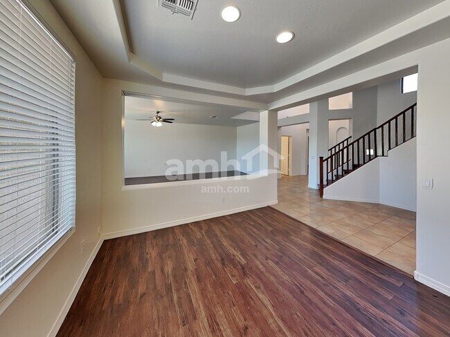 Building Photo - 16103 W Shangri La Rd