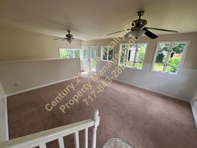 Foto del edificio - 3 BR, 1.5 baths in Central School District