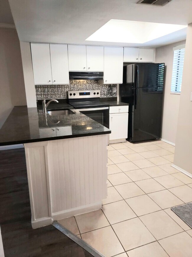 Foto del edificio - 2915 Dove Haven Ct