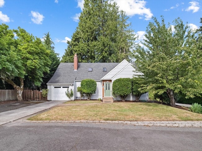 Building Photo - 9835 SW 80th Ave