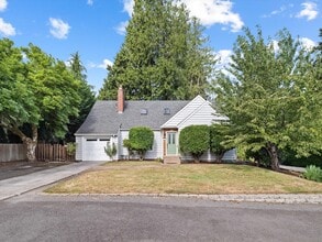 Building Photo - 9835 SW 80th Ave