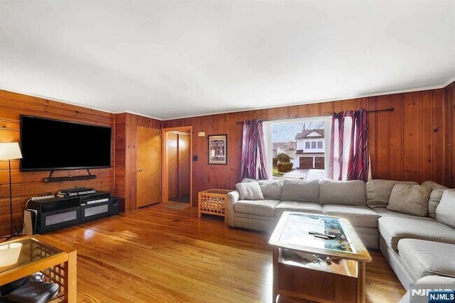 Building Photo - 172 Lozier Terrace