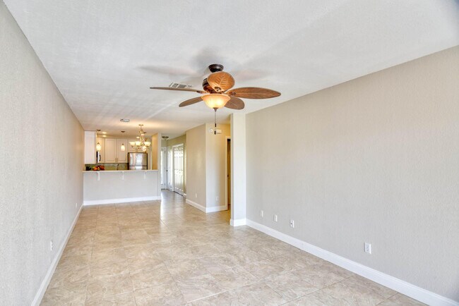 Building Photo - 1414 Bahia Dr