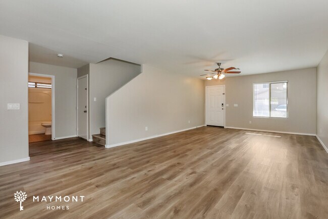 Building Photo - 2328 E Meadow Chase Dr