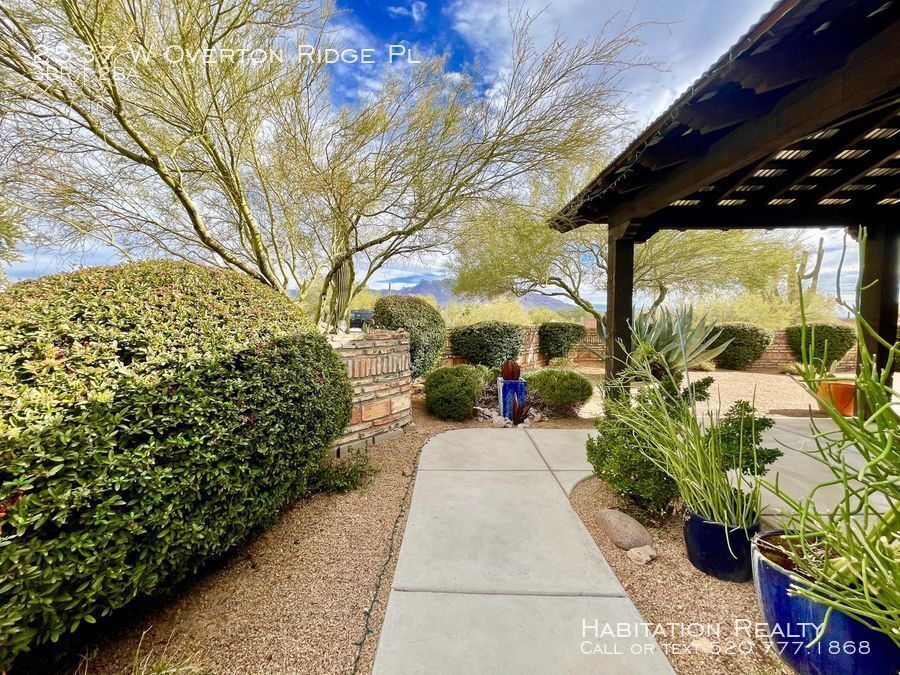 Primary Photo - 2537 W Overton Ridge Pl