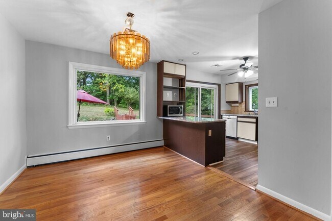 Foto del edificio - 10720 Norman Ave
