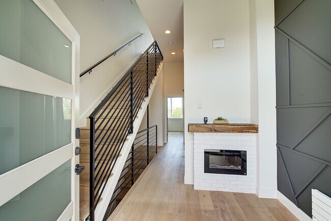 Foto del edificio - 3Bd/1.5Ba Seattle Townhouse