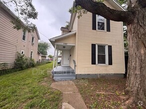 Building Photo - 1107 Baltimore St