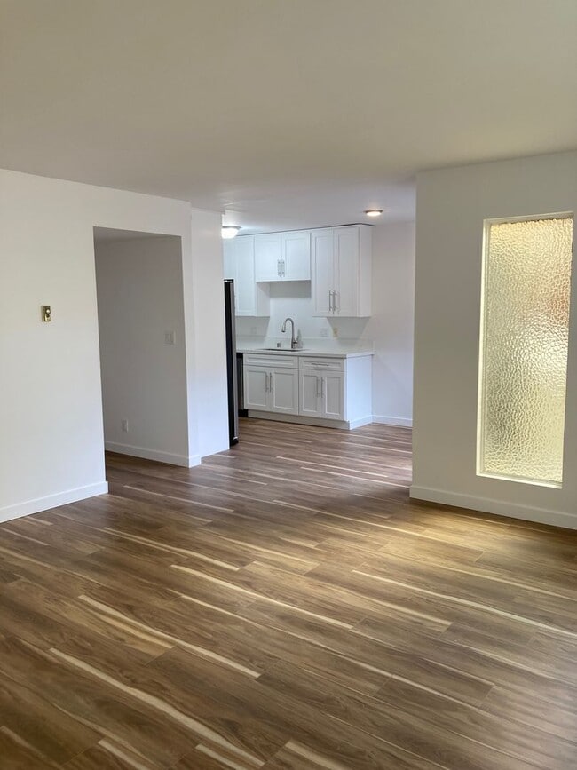 Foto del edificio - 3811 Green Ave