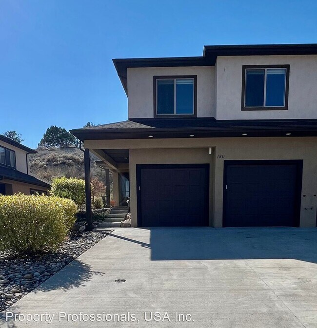 Foto del edificio - 3 br, 2.5 bath House - 180 Castle Ridge Drive