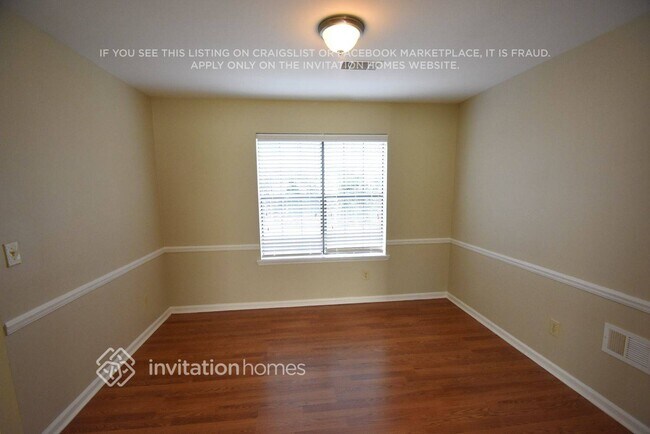 Foto del edificio - 4044 Cranston Ct