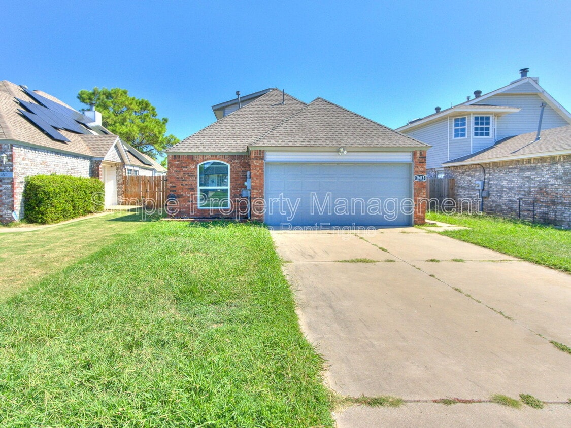 Primary Photo - 1603 SW 23rd St