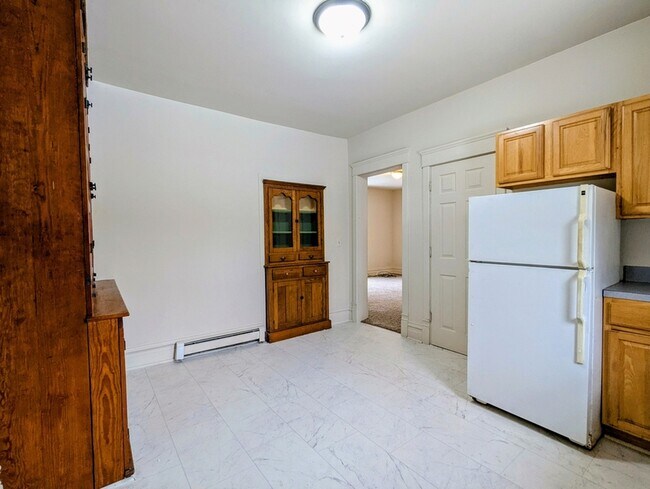 Foto del edificio - 724 N Walnut St