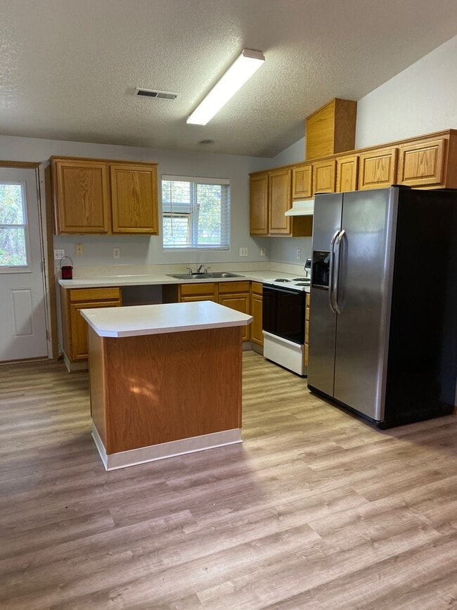 Foto del edificio - 2104 SW 7th St