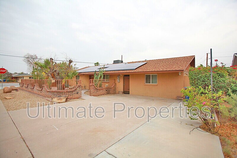 Photo - 1003 W Howe St