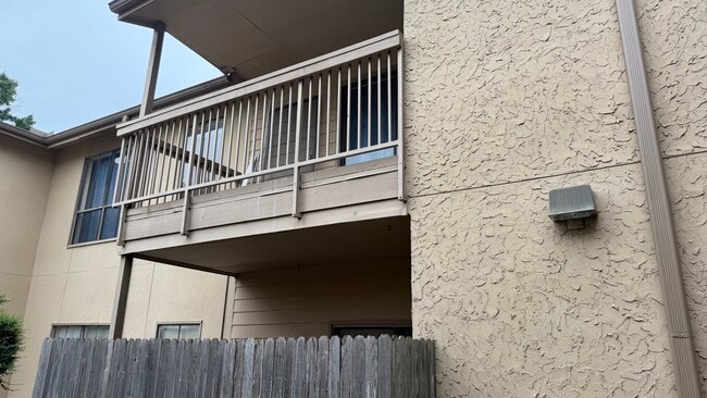 Building Photo - 5001 Lamonte Ln