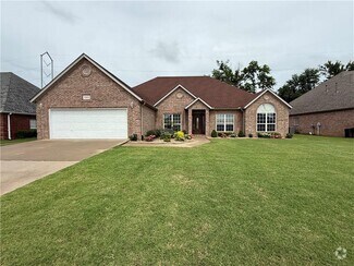 Building Photo - 5203 S Brooks Cir