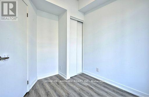 Photo du bâtiment - 30 Case Ootes Dr