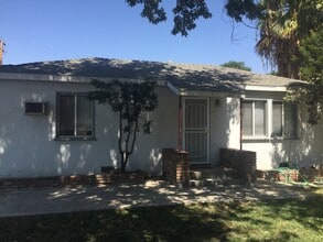 Building Photo - 28850 Alessandro Blvd
