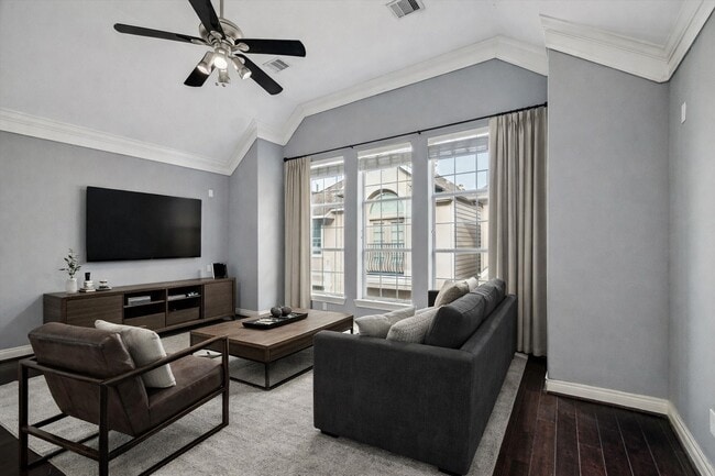 Building Photo - 3432 Cline St