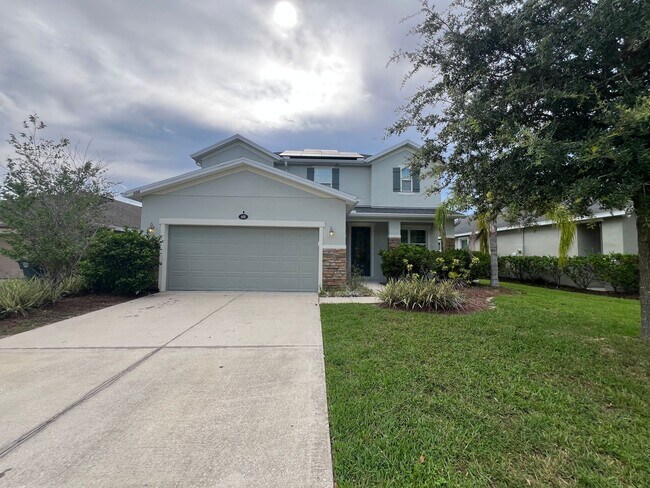 Foto del edificio - BEAUTIFUL 3-bedroom, 3-bathroom home in Gr...