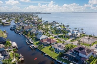 Building Photo - 5638 Riverside Dr