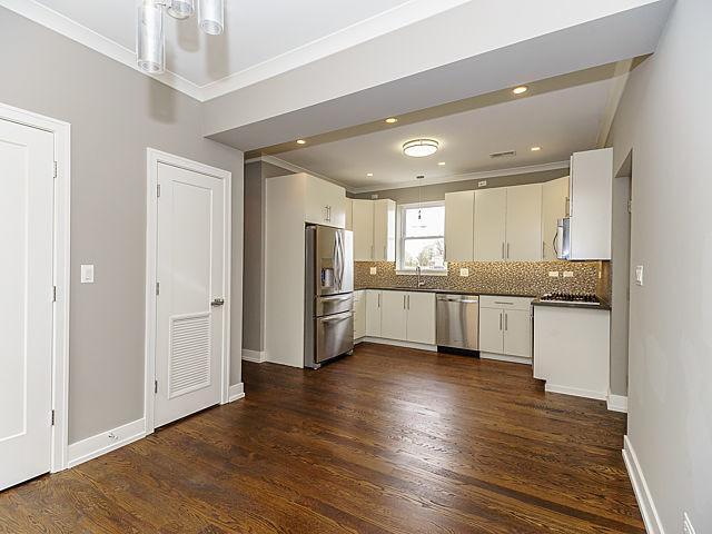 Foto del edificio - 2 bedroom in Chicago IL 60618