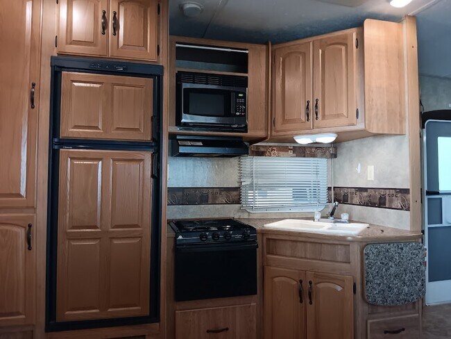 Foto del edificio - 379 Co Rd 3425