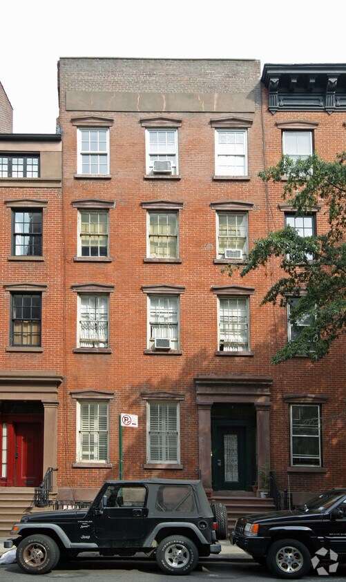 Foto principal - 333 W 11th St