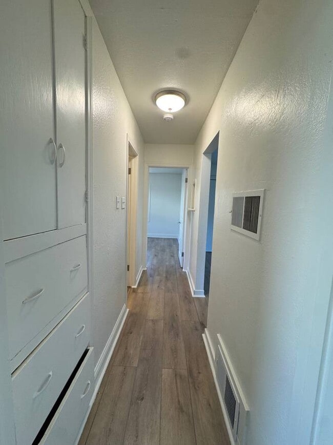 Foto del edificio - 3417 Brooks Ave