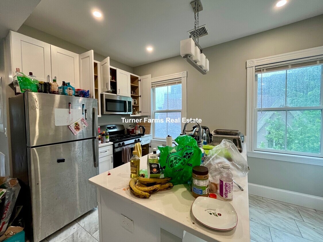 Foto principal - 267 E Cottage St