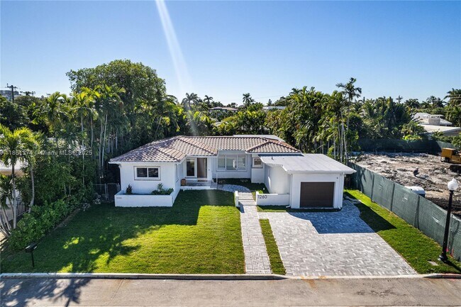 Foto del edificio - 1260 99th St