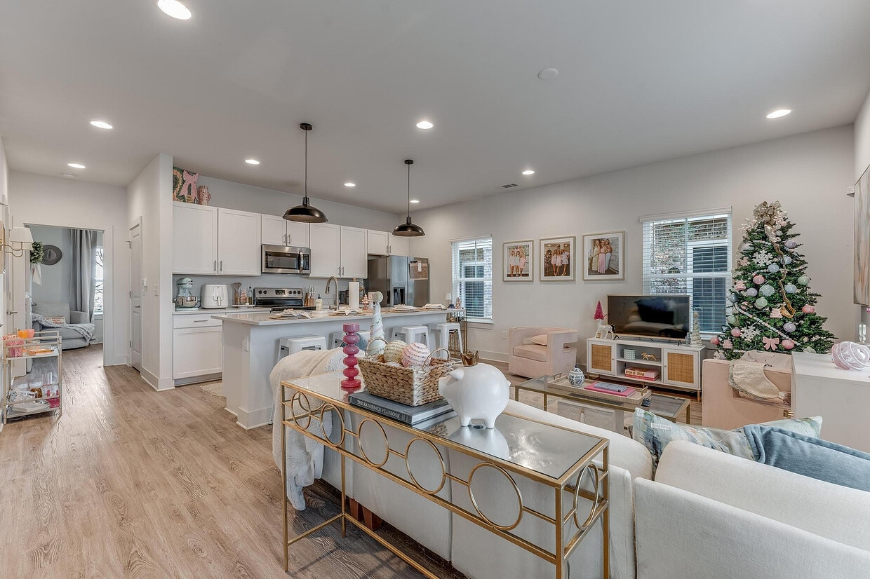 Mitchell Yards - Mitchell Yards