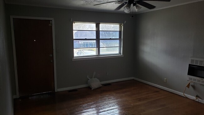 Foto del edificio - 1212 N Highland Ave