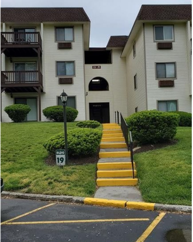 19 Vandidoort Dr, Fishkill, NY 12524 House Rental in Fishkill, NY