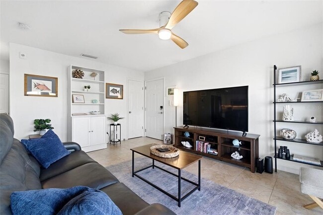 Foto del edificio - 5174 Beach Dr SE