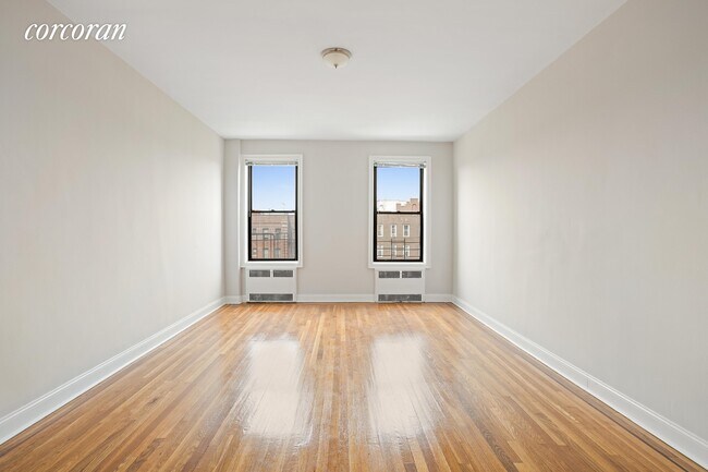Building Photo - 70 Lenox Rd
